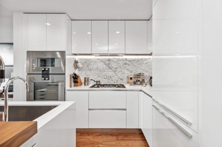 Photo 9 at 405 - 389 W 59th Avenue, South Cambie, Vancouver West