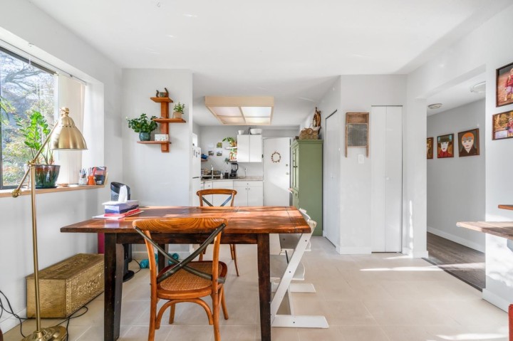 Photo 17 at 3003 Sunnyhurst Road, Lynn Valley, North Vancouver