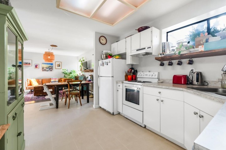 Photo 19 at 3003 Sunnyhurst Road, Lynn Valley, North Vancouver