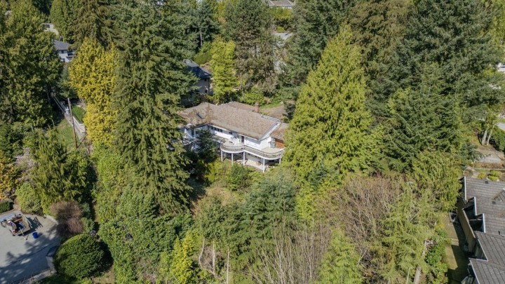 Photo 5 at 764 Eyremount Drive, British Properties, West Vancouver