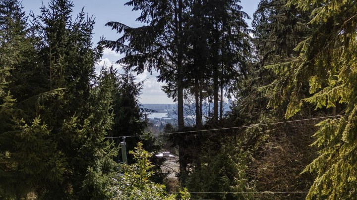 Photo 14 at 764 Eyremount Drive, British Properties, West Vancouver