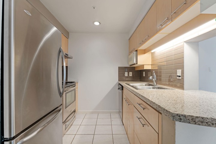 Photo 2 at 8A - 199 Drake Street, Yaletown, Vancouver West