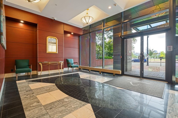 Photo 17 at 8A - 199 Drake Street, Yaletown, Vancouver West