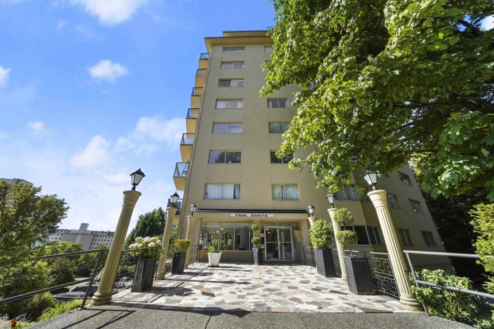 Photo 1 at 605 - 1930 Marine Drive, Ambleside, West Vancouver