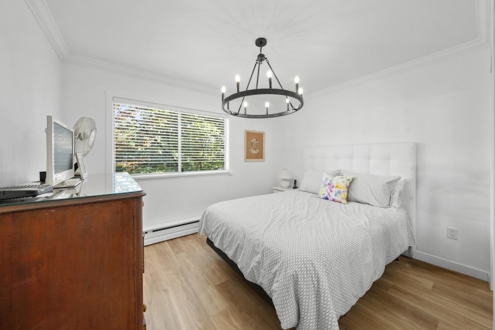 Photo 20 at 605 - 1930 Marine Drive, Ambleside, West Vancouver