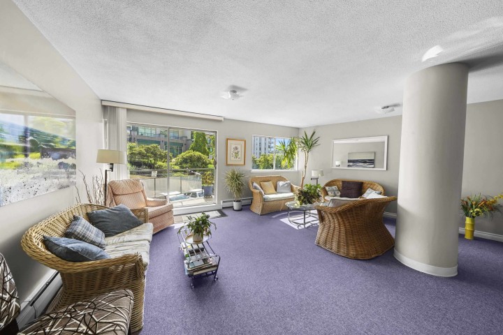 Photo 4 at 605 - 1930 Marine Drive, Ambleside, West Vancouver