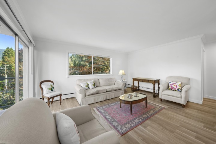 Photo 8 at 605 - 1930 Marine Drive, Ambleside, West Vancouver