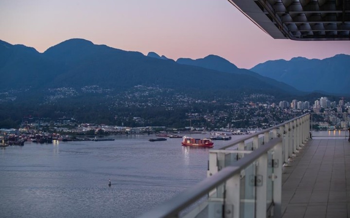 Photo 10 at PH4201 - 1077 W Cordova Street, Coal Harbour, Vancouver West