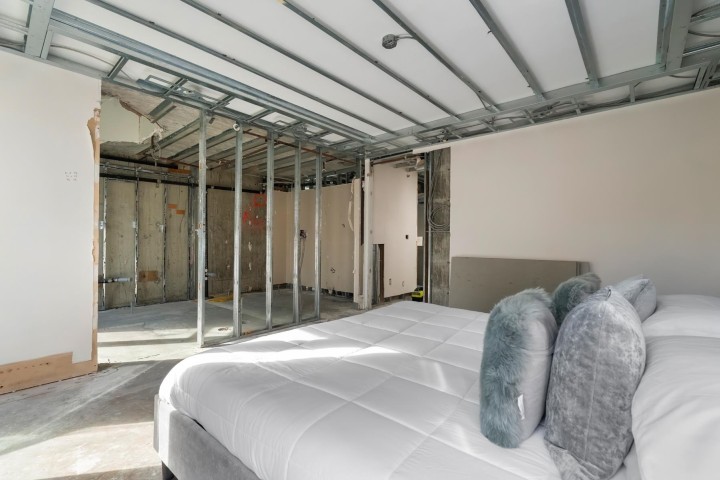 Photo 5 at 348 Taylor Way, Park Royal, West Vancouver