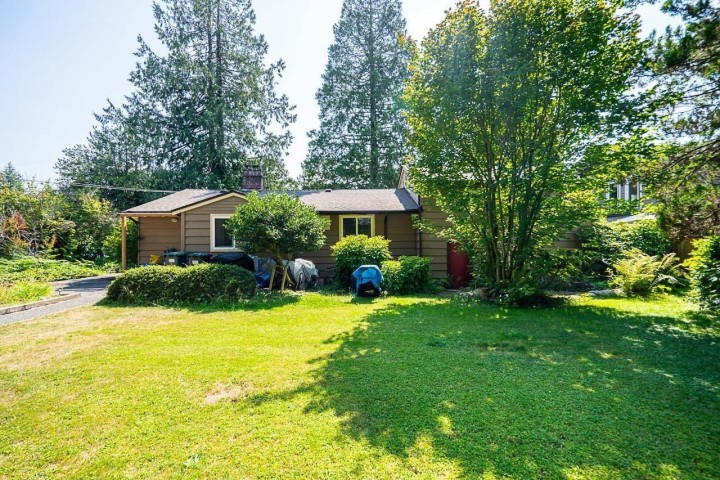 Photo 7 at 894 E 13th Street, Boulevard, North Vancouver