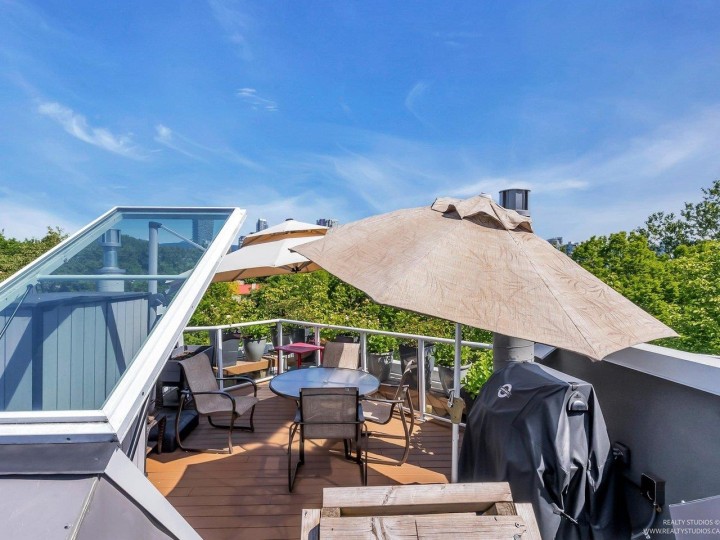 Photo 32 at 2217 Oak Street, Fairview VW, Vancouver West