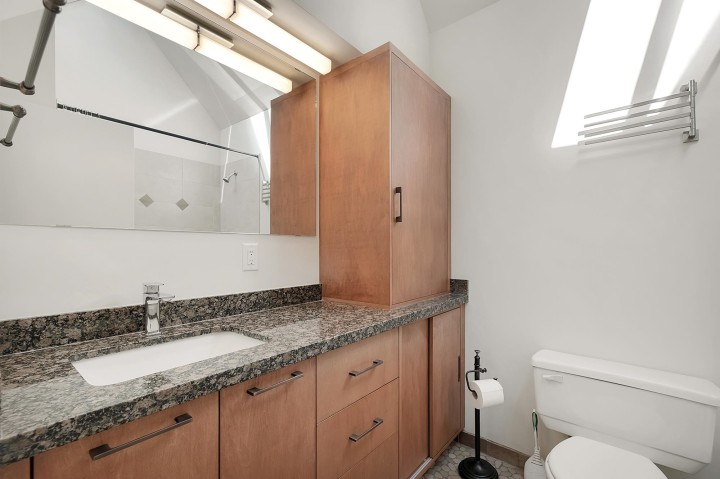 Photo 20 at 2217 Oak Street, Fairview VW, Vancouver West