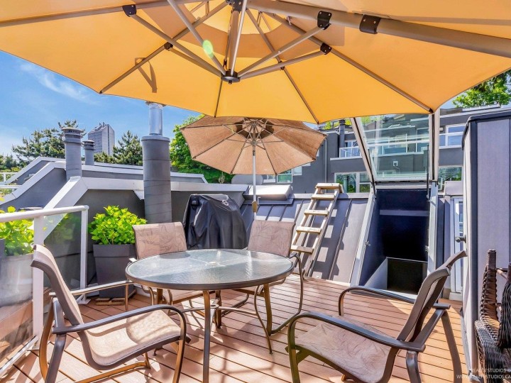 Photo 24 at 2217 Oak Street, Fairview VW, Vancouver West