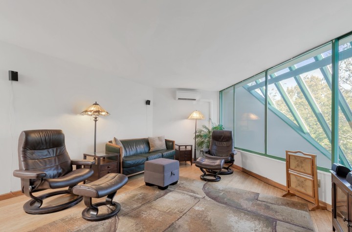 Photo 14 at 2217 Oak Street, Fairview VW, Vancouver West