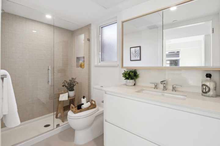 Photo 10 at 242 - 1014 W 47th Avenue, South Granville, Vancouver West