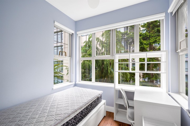 Photo 12 at 1305 - 4655 Valley Drive, Quilchena, Vancouver West