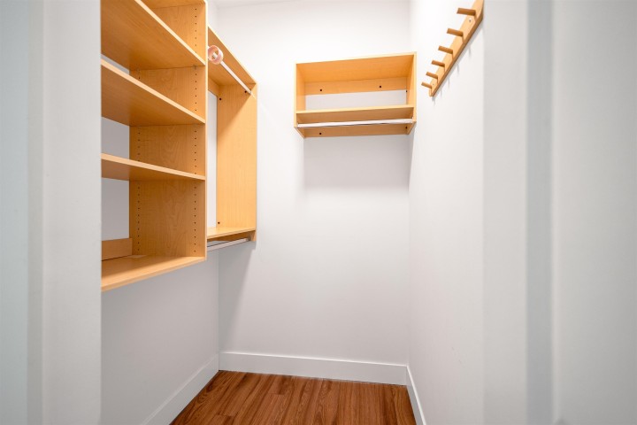 Photo 11 at 1305 - 4655 Valley Drive, Quilchena, Vancouver West