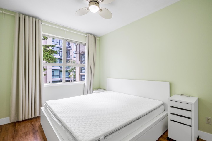 Photo 8 at 1305 - 4655 Valley Drive, Quilchena, Vancouver West