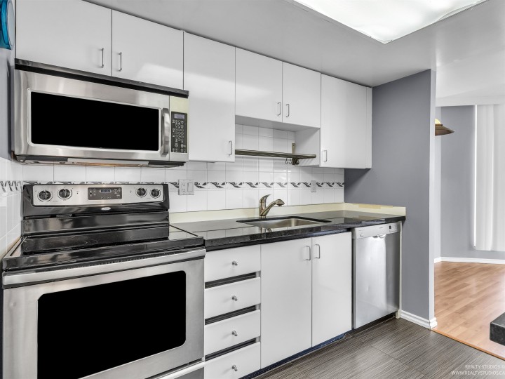 Photo 16 at 903 - 130 E 2nd Street, Lower Lonsdale, North Vancouver