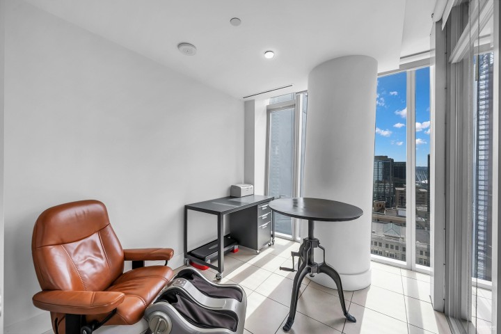 Photo 12 at 2405 - 667 Howe Street, Downtown VW, Vancouver West