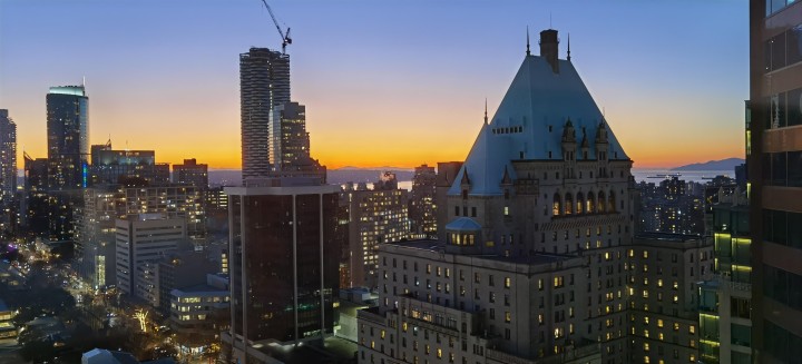 Photo 15 at 2405 - 667 Howe Street, Downtown VW, Vancouver West