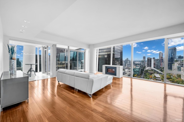 Photo 4 at 2405 - 667 Howe Street, Downtown VW, Vancouver West