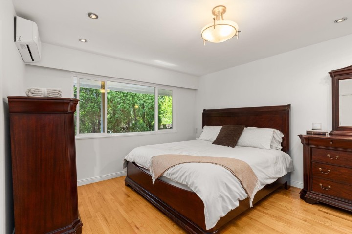 Photo 15 at 4780 Estevan Place, Caulfeild, West Vancouver