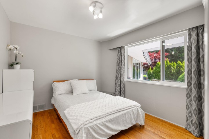 Photo 19 at 4780 Estevan Place, Caulfeild, West Vancouver