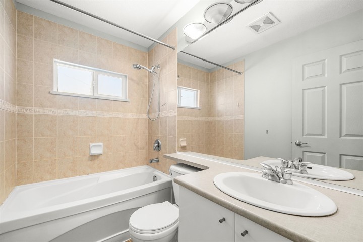 Photo 26 at 3265 Clermont Mews, Champlain Heights, Vancouver East