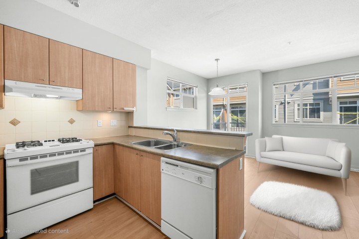 Photo 5 at 3265 Clermont Mews, Champlain Heights, Vancouver East