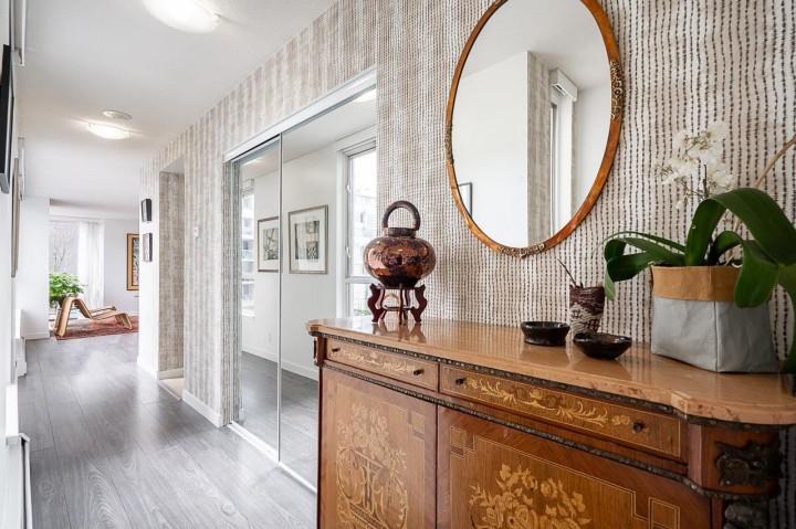 Photo 2 at 302 - 1228 Marinaside Crescent, Yaletown, Vancouver West