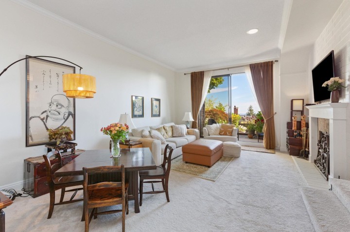 Photo 6 at 24 - 2214 Folkestone Way, Panorama Village, West Vancouver