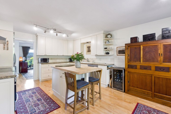 Photo 20 at 24 - 2214 Folkestone Way, Panorama Village, West Vancouver