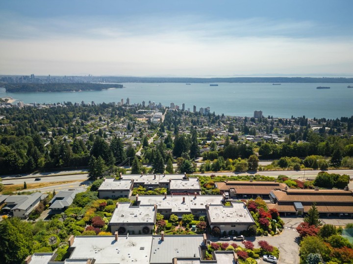 Photo 40 at 24 - 2214 Folkestone Way, Panorama Village, West Vancouver