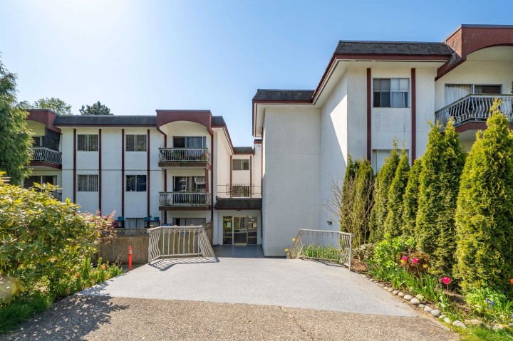 Photo 18 at 113 - 135 W 21st Street, Central Lonsdale, North Vancouver