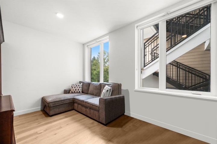 Photo 17 at TH5 - 2137 Chesterfield Avenue, Central Lonsdale, North Vancouver