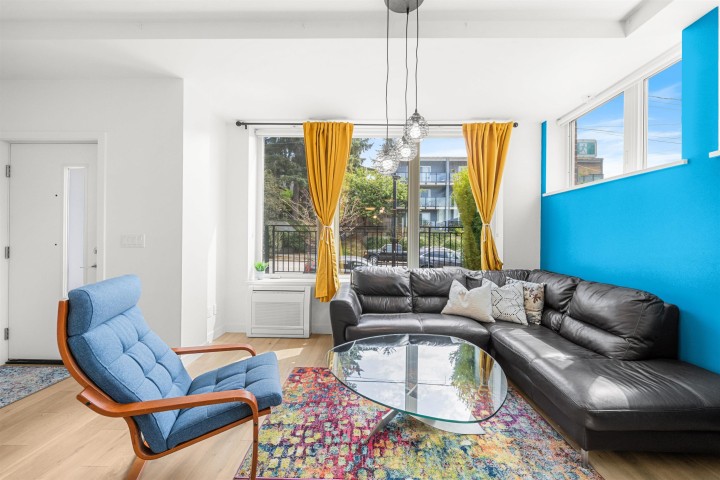 Photo 5 at TH5 - 2137 Chesterfield Avenue, Central Lonsdale, North Vancouver