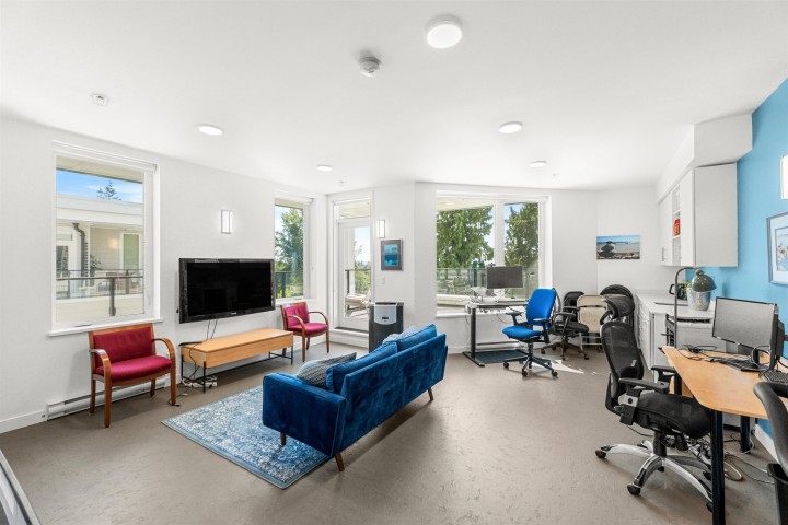 Photo 38 at TH5 - 2137 Chesterfield Avenue, Central Lonsdale, North Vancouver