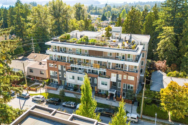 Photo 25 at TH5 - 2137 Chesterfield Avenue, Central Lonsdale, North Vancouver