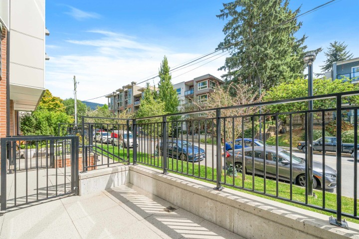 Photo 21 at TH5 - 2137 Chesterfield Avenue, Central Lonsdale, North Vancouver