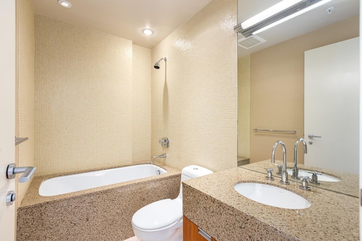 Photo 16 at 3102 - 1077 W Cordova Street, Coal Harbour, Vancouver West