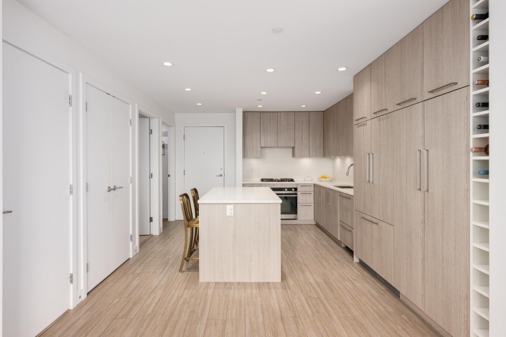 Photo 8 at 208 - 707 E 3rd Street, Queensbury, North Vancouver