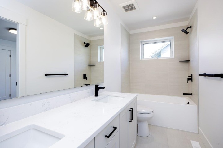 Photo 36 at 1028 Calverhall Street, Calverhall, North Vancouver