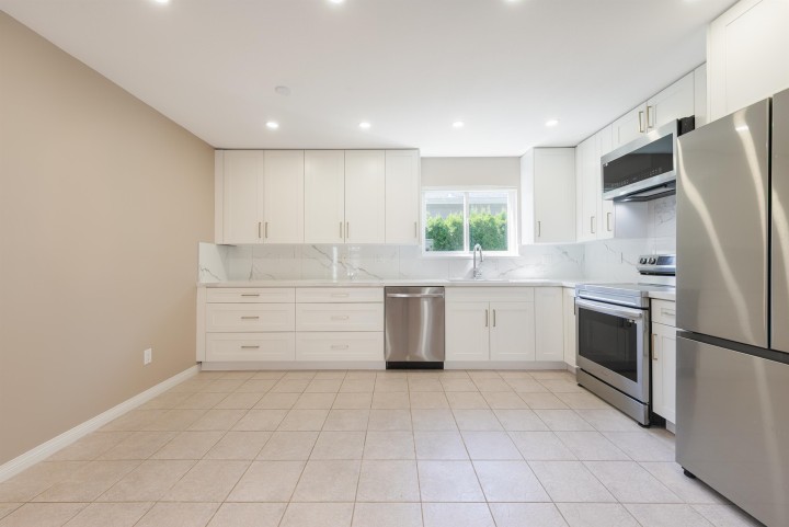 Photo 9 at 235 W 19th Street, Central Lonsdale, North Vancouver