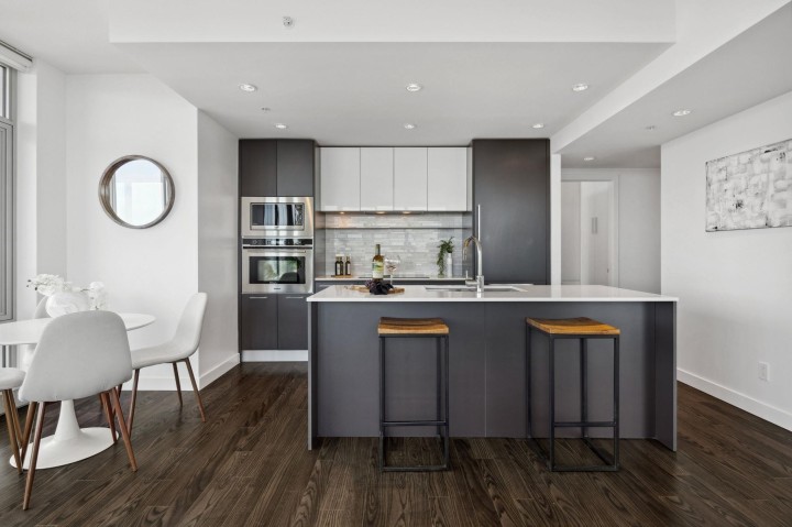 Photo 9 at PH3302 - 8131 Nunavut Lane, Marpole, Vancouver West