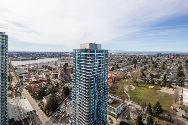 Photo 19 at PH3302 - 8131 Nunavut Lane, Marpole, Vancouver West