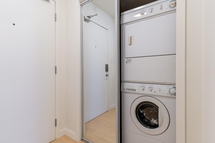 Photo 7 at 102 - 930 W 16th Avenue, Fairview VW, Vancouver West