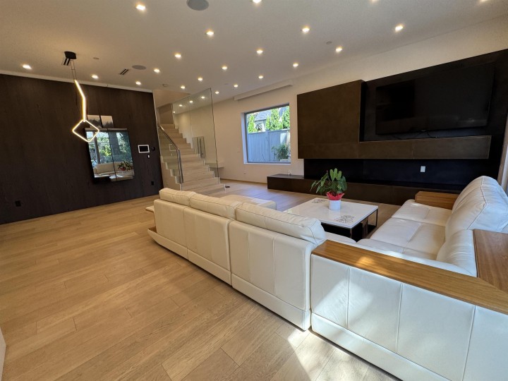 Photo 3 at 1076 Park Drive, Marpole, Vancouver West