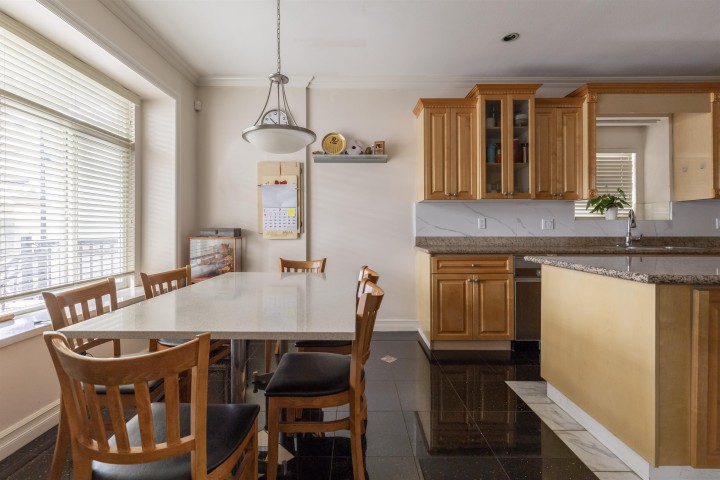 Photo 6 at 2034 E 38th Avenue, Victoria VE, Vancouver East