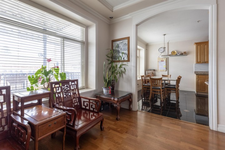 Photo 5 at 2034 E 38th Avenue, Victoria VE, Vancouver East